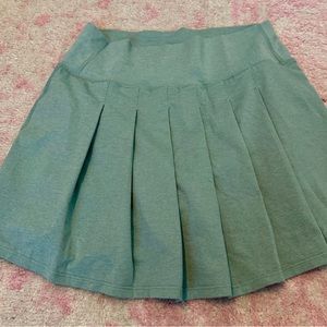 Women’s Vuori Halo Performance Skirt; Sage Green; Size XS